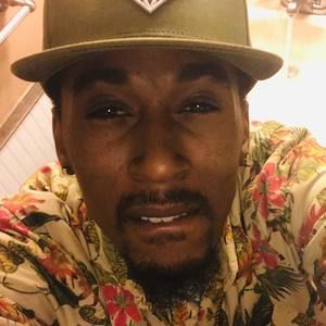 Meet your Posher, Lee